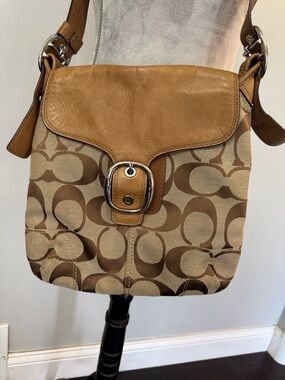 Coach Bleeker Flap Saddie Signature Canvas messenger Crossbody Leather Flap EUC